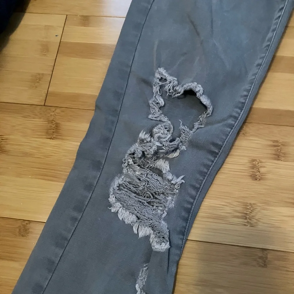 American Eagle grey hi-rise Jegging jeans size 4 - Picture 2 of 10